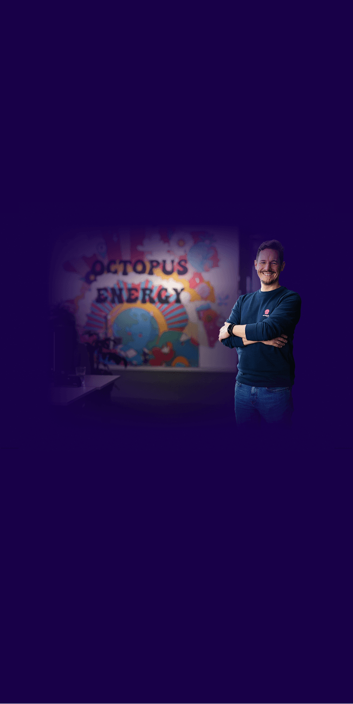 Sebastian Gierull lächelt in die Kamera